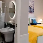 Top Central Rooms * Caserta