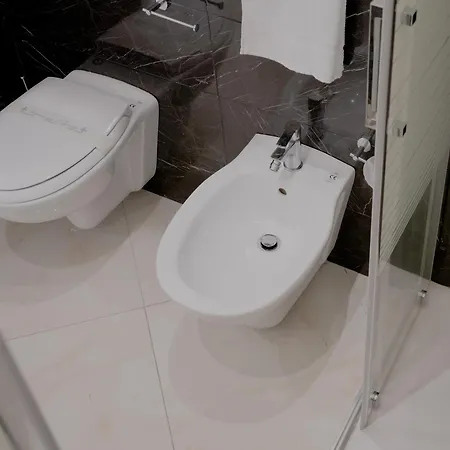 Top Central Rooms Caserta