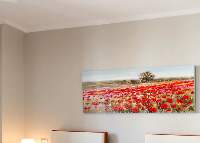 Top Central Rooms *