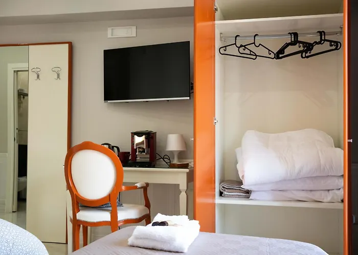 Top Central Rooms *